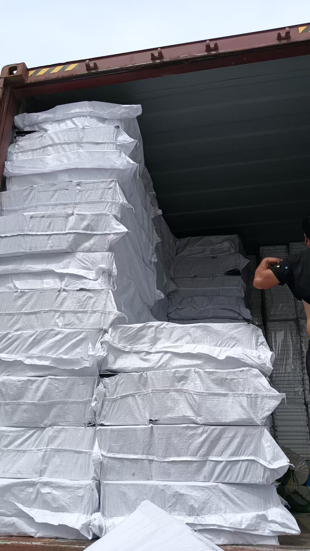 3 containers of Sunforest ICF products shipped to Melbourne 3 containers of Sunforest ICF products shipped to Melbourne