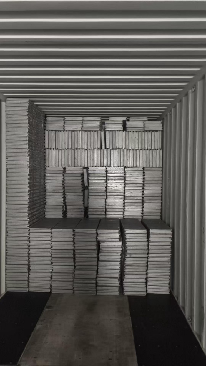 Split Type ICF:Insulated Concrete Forms for Lower Shipping Cost and Greater Construction Flexibility Split Type ICF:Insulated Concrete Forms for Lower Shipping Cost and Greater Construction Flexibility