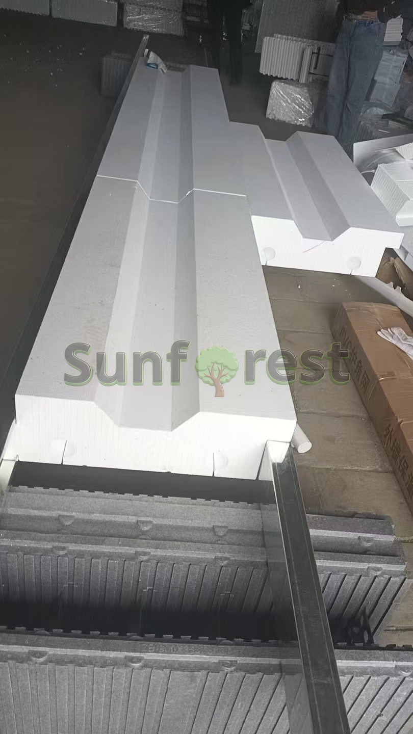 ICF Roof Panel for Importers: Approx. 500 m² per 40HC ICF Roof Panel for Importers: Approx. 500 m² per 40HC
